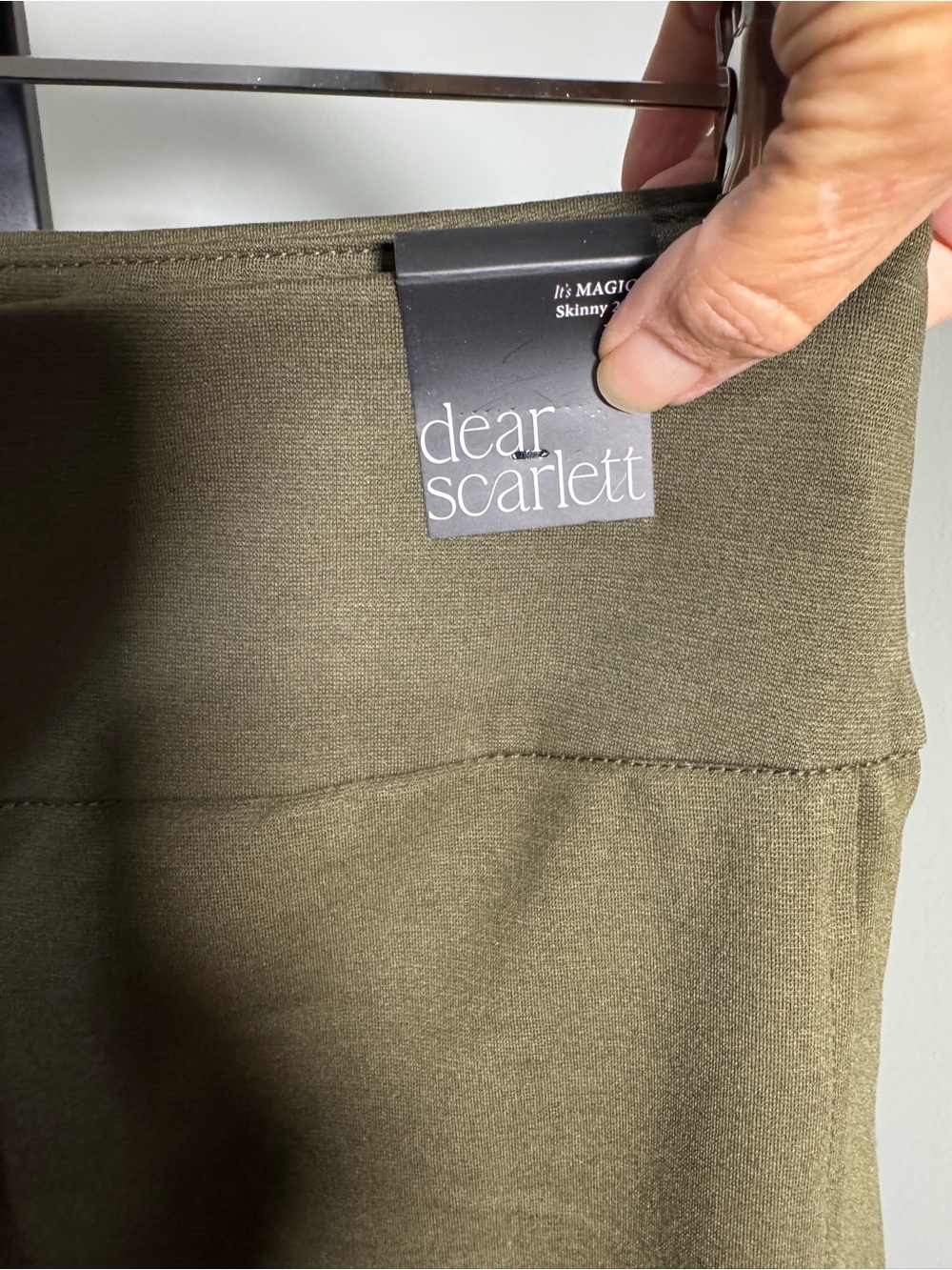 dear scarlett Olive Green Straight-Leg Pull-On Pants - Picture 5 of 6